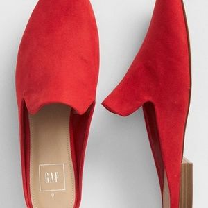 NWT - GAP Flat Mules Red Size 10